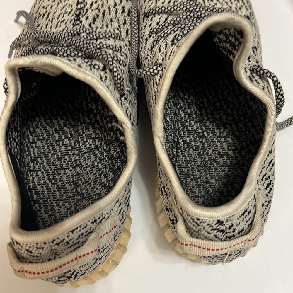 Adidas Yeezy Boost 350 Turtle Dove V1 Size 11.5 - Picture 9 of 9